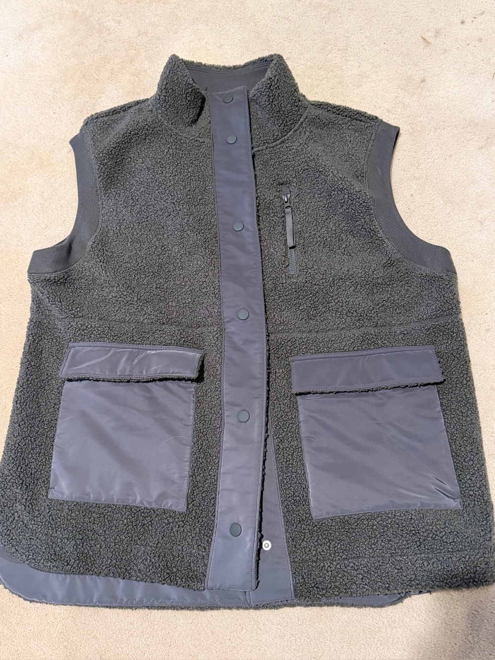 Women’s FLX Charcoal Fleece Vest - Relaxed Sherpa Vest Sz L